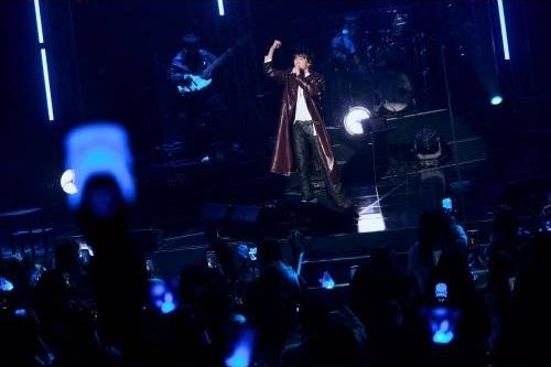 강승윤, 4년 만의 부산 콘서트 성료… 170분 꽉 채운 ‘종합 선물 세트’