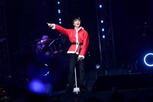 강승윤, 4년 만의 부산 콘서트 성료… 170분 꽉 채운 ‘종합 선물 세트’