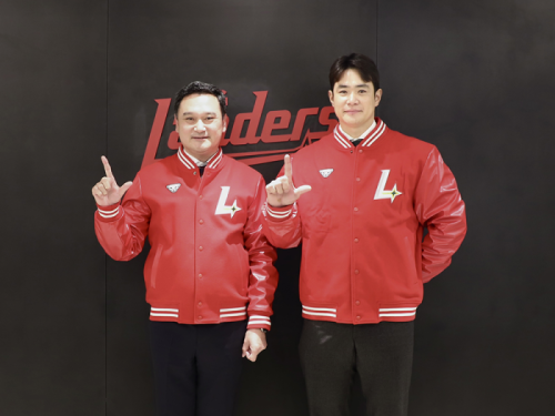 SSG랜더스, 외야수 김재환 다년계약 영입