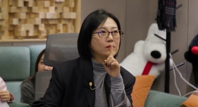 미스트롯4 토크콘서트 3회 장윤정, 신곡 디렉팅 중 파격 제안으로 긴장감 고조