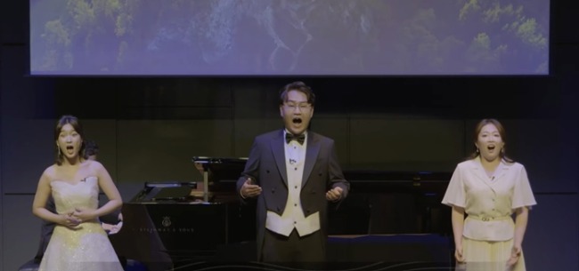 다큐온 360회 장애인 성악가 윤용준·강유경, 독일 음악 여행기 공개
