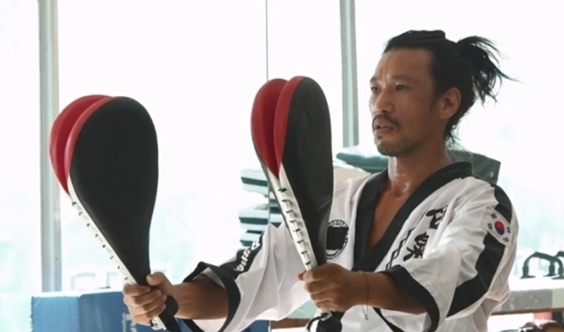 도복 입은 김민, 알고 보니 ‘무술 도합 10단’