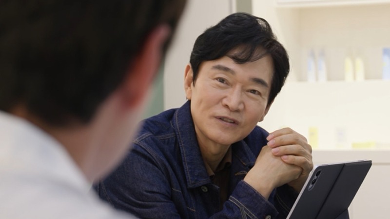 화장품 회사 대표로 나선 정보석